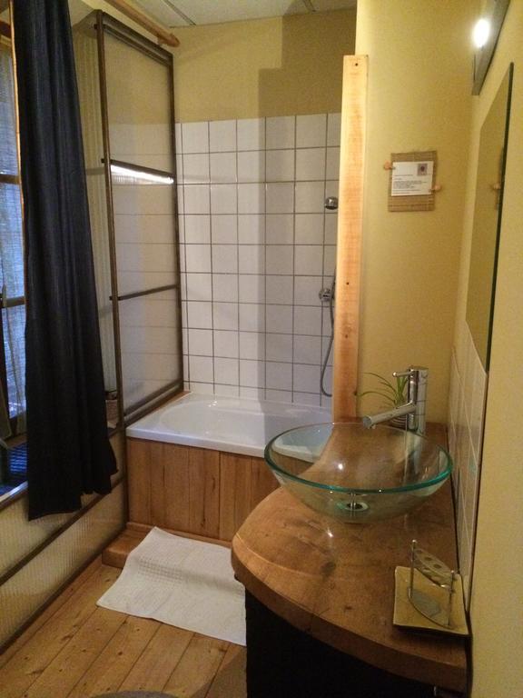 Minshuku Chambres D'Hotes Japonaises Thiers Exterior photo